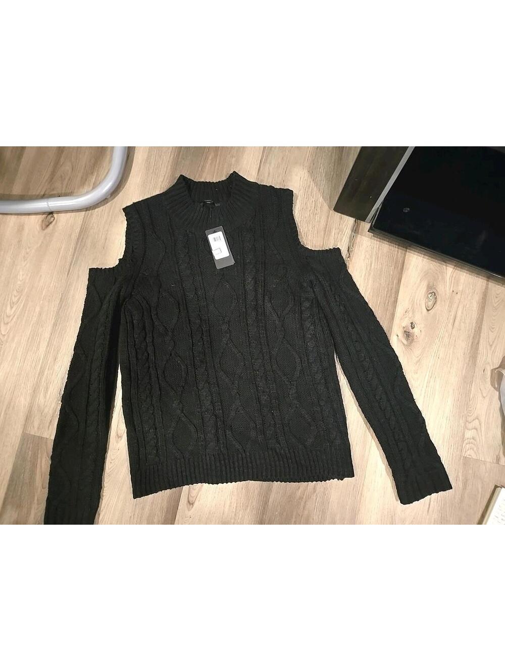 Guess Nwt Sasha Cold shoulder Sweater Black Large Womens Cable Knit whimsygoth